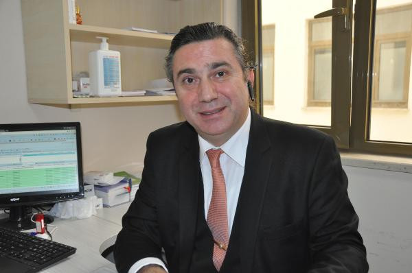 Karın ağrısı diye doktora gitti bakın karnından ne çıkarıldı  - Resim: 1