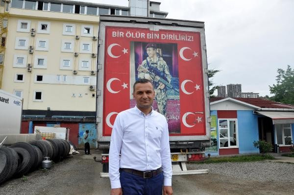 Necmettin Öğretmen'in fotoğrafını astı saldırıya uğradığı anları anlattı - Resim: 1