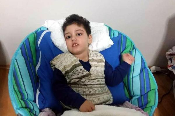 Babası onun için kitap yazmıştı ancak Aras yaşama tutunamadı! - Resim: 4