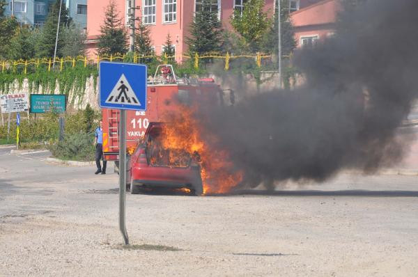 Son anda kurtuldular: Gözyaşları içinde izlediler! - Resim: 2