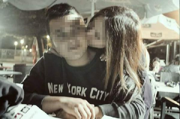 Göğüslerini aldırıp ameliyatla cinsiyet değiştirmek istiyor - Resim: 1