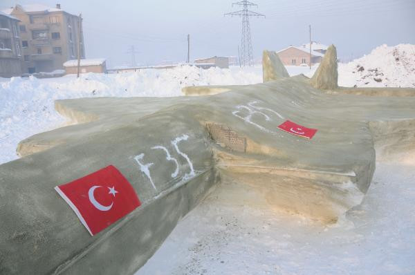 Hakkarili çoban kardan F-35 savaş uçağı yaptı! - Resim: 3