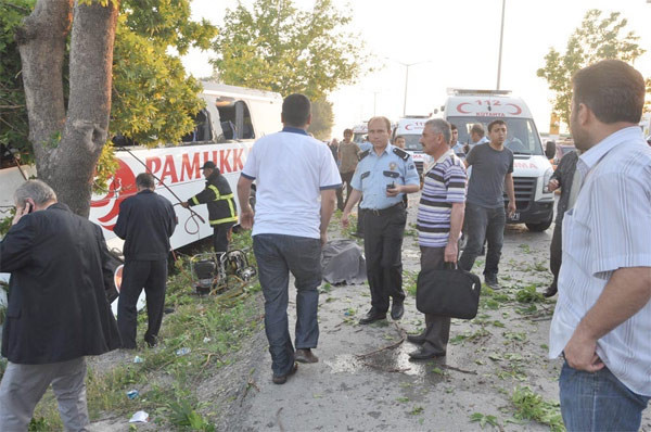 Kütahya'da korkunç kaza - Resim: 3