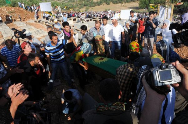 Lice'de terörist şehitliği - Resim: 4