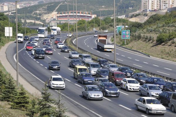 Dönüş yolu kabusu başladı - Resim: 2