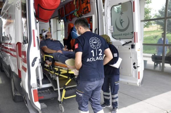 Karaman'da bir kişi tartıştığı postacının kulağını ısırarak kopardı - Resim: 1