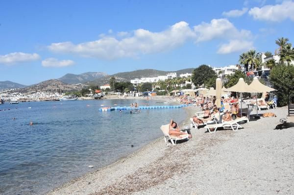 Yaz mevsimini aratmayan görüntüler! Bodrum'da ekim ayında deniz keyfi - Resim: 2