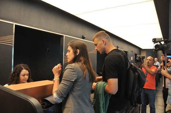 Dzeko'nun menajeri konuştu: Keşke Fener'e gelse - Resim: 0