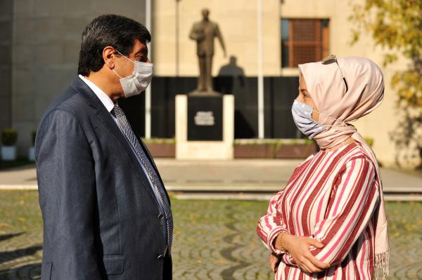 Şeyma Bakan'ın iddiası: Başörtülü olduğum için staja kabul edilmedim - Resim: 0