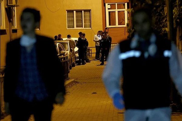 İstanbul'da eşinin boğazını keserek öldürdü! Bakın ne ceza aldı - Resim: 0