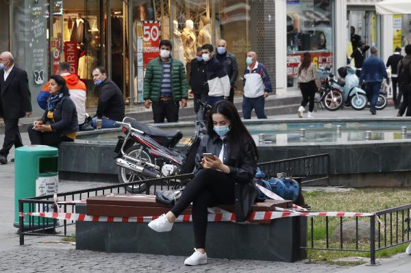 Yoğun bakım yatak kapasitesi artırıldı! Vaka oranı iki katına çıkan Antalya'da alarm - Resim: 0