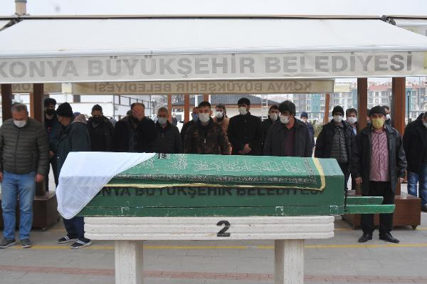 Konya'da acılı aile gözyaşlarına boğuldu sözleri yürek yaktı: Yolda önünü kesmiş - Resim: 1