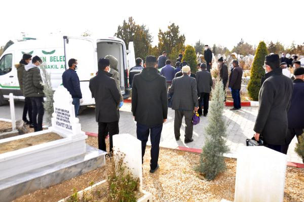 Karaman'dan yürek yakan haber! 1 saat arayla öldüler - Resim: 0