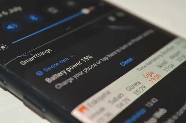 Telefon kullanan herkes bu hatayı yapıyor! Telefona ciddi zarar veriyor - Resim: 0