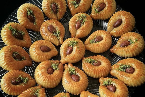 Kocanıza kilo aldıran nefis tarak tatlısı tarifi! Eşinizi gören karısı iyi bakıyor diyecek - Resim: 0