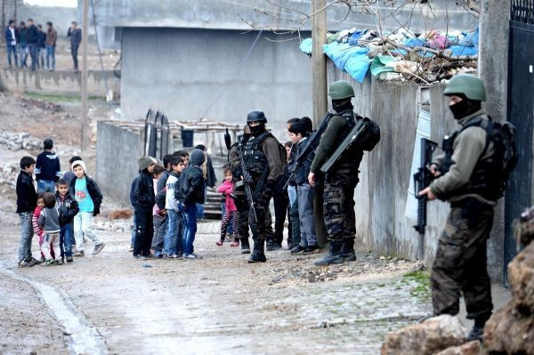 Günün karesi Silopi'den! Başı okşanan çocuğun mutluluğu - Resim: 2