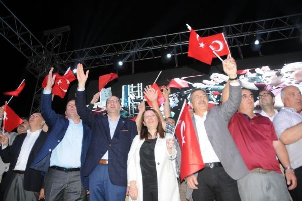 Böylesi daha önce hiç yaşanmadı! AK Parti ve CHP'liler... - Resim: 4