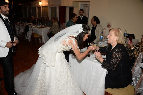 Meltem Miraloğlu mutluluğa ‘evet’ dedi - Resim: 4