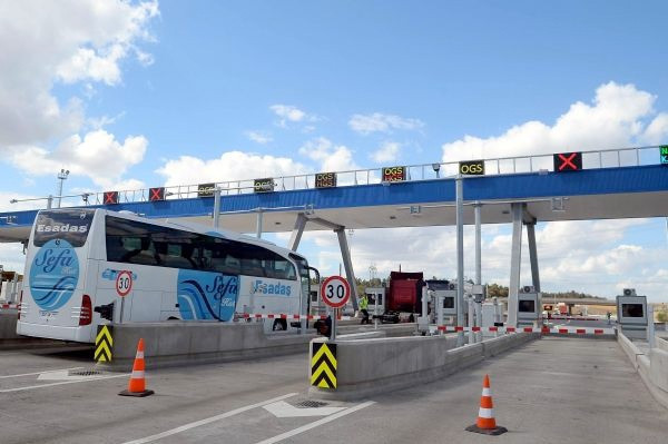 Yavuz Sultan Selim Köprüsü'nde gişe trafiği isyan ettirdi - Resim: 4