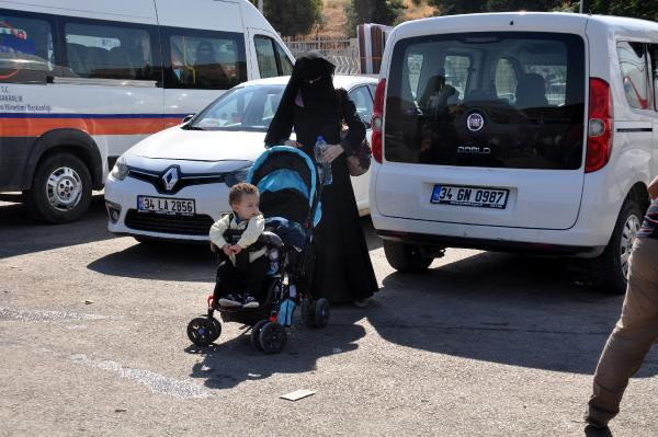 Bayram için gitmişlerdi! 90 bini geri döndü - Resim: 2