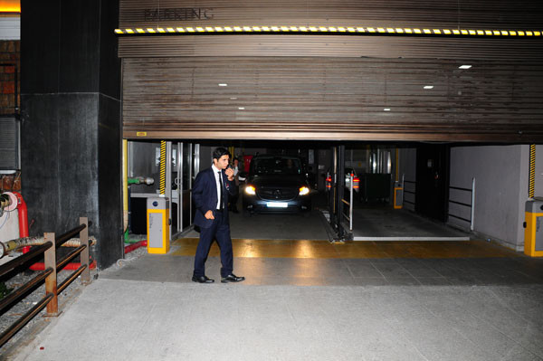 Ebru Şallı evli işadamıyla otelde yakalandı! Olay görüntüler - Resim: 4