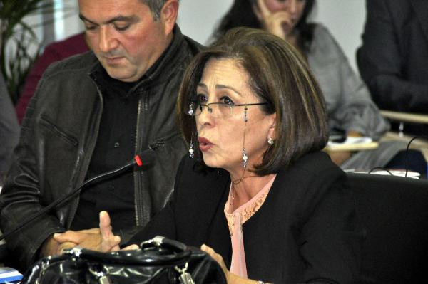 CHP'li başkanın iğrençliğine bakın! Herkesin önünde kadın üyeye... - Resim: 4