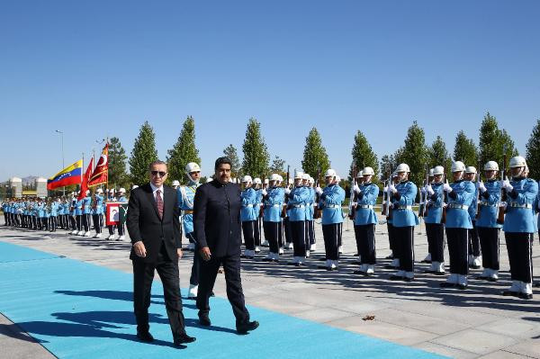 Kominist liderden askerlere Türkçe selam - Resim: 2