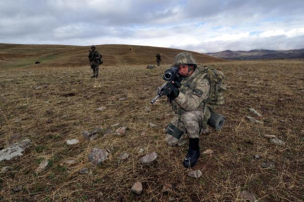 Komandolar operasyondan dönerken tam o anda...  - Resim: 1
