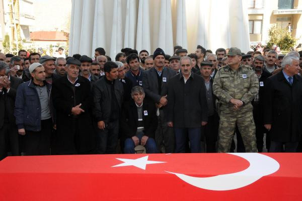 Vanlı topçu er, tezkeresini alacağı gün şehit düştü - Resim: 3