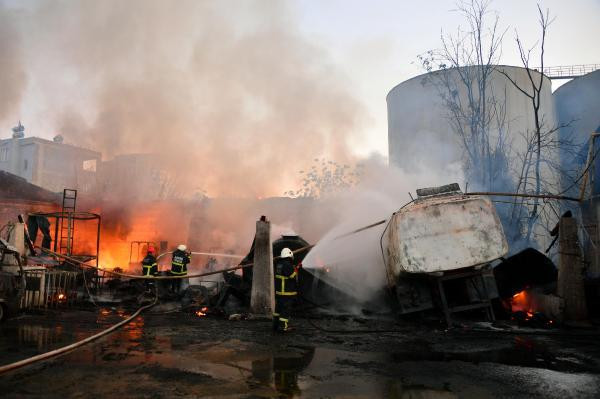 Adana'da korkutan yangın: Alevler paniğe neden oldu! - Resim: 4