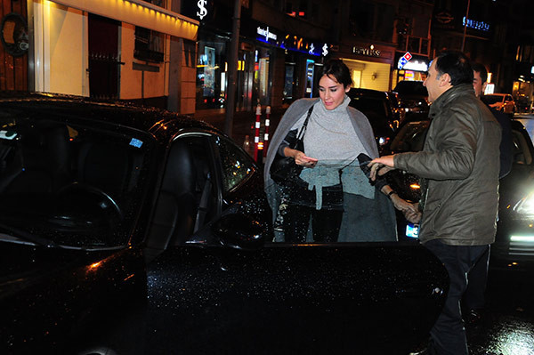 Nazlı Çelik'in plakasında dikkat çeken detay! - Resim: 2