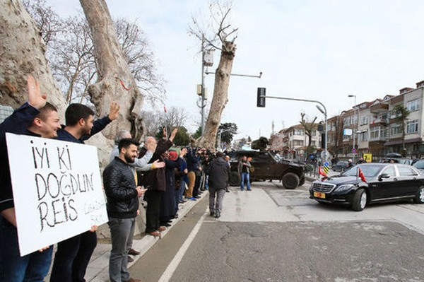 Erdoğan'a Kısıklı'da doğum günü sürprizi - Resim: 1