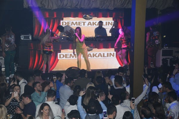 Demet Akalın'dan eşine şok rest 'Beni boşayıp...' - Resim: 1