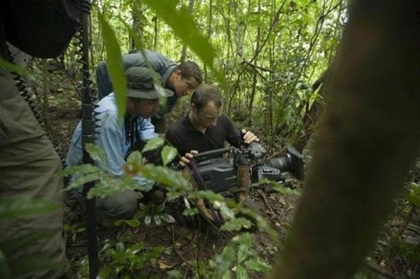 Ormanda çekim yapıyorlardı ama bir anda... - Resim: 2