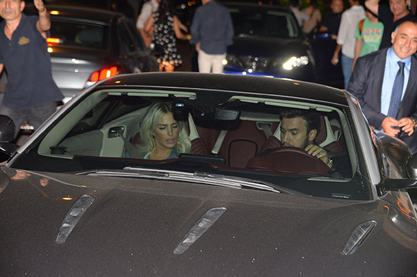 Taze gelini kızdıran soru! Hemen kaçtılar - Resim: 2