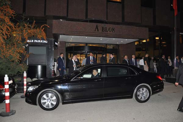 Erdoğan'dan Abdülkadir Yüksel'in ailesine taziye ziyareti - Resim: 4