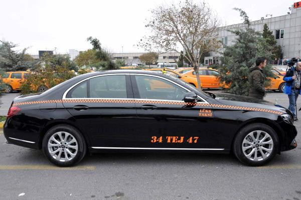 Havalimanında gören şaştı kaldı! Taksimetre bakın kaç yazıyor - Resim: 1