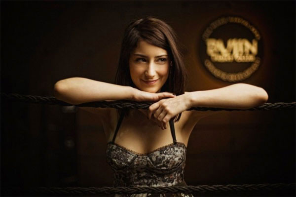 Bizim Hikaye'nin yıldızı Hazal Kaya'dan olay itiraf! Sirkeyle yıkanıyorum - Resim: 1