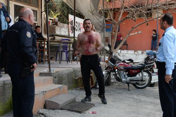 Polisi görünce kendine bunu yaptı! - Resim: 1
