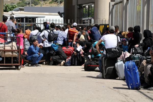 Bu uygulama ilk kez yapıldı: Bayram için ülkelerine gidiyorlar! - Resim: 3