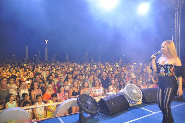 Ece Seçkin müjdeli haberi verdi - Resim: 3