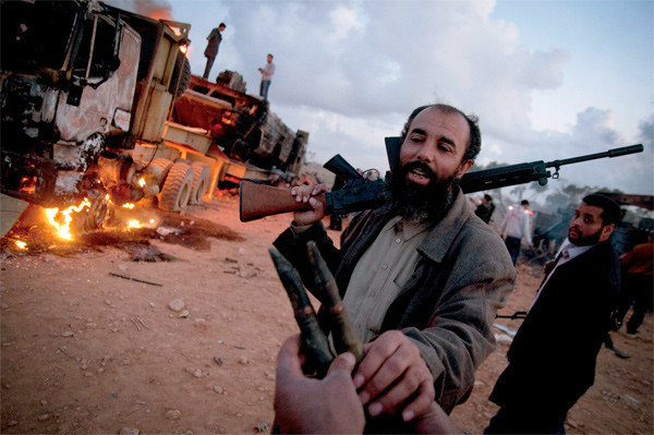 Libya'da taş üstüne taş kalmadı - Resim: 4