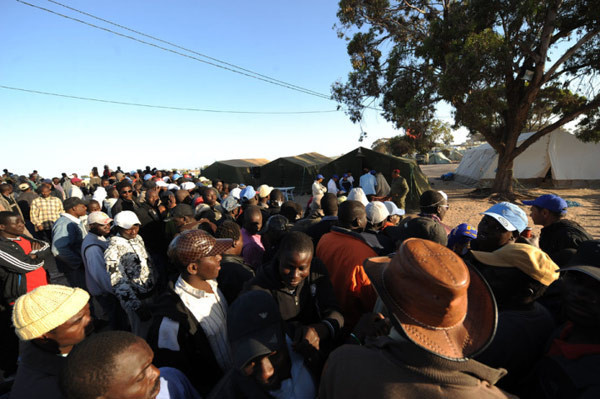Libya'dan kaçışın dramatik görüntüleri  - Resim: 4
