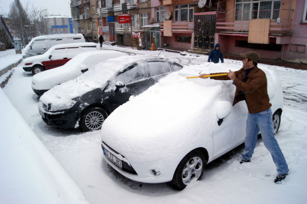 Anadolu'da Nisan karı - Resim: 1
