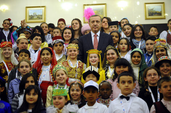 Erdoğan kılıktan kılığa girdi! - Resim: 1