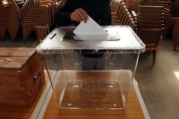 2011 model şeffaf oy sandıkları - Resim: 4