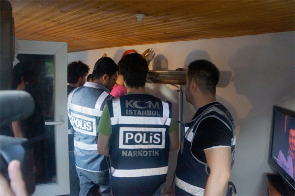 İstanbul polisinden dev operasyon - Resim: 2