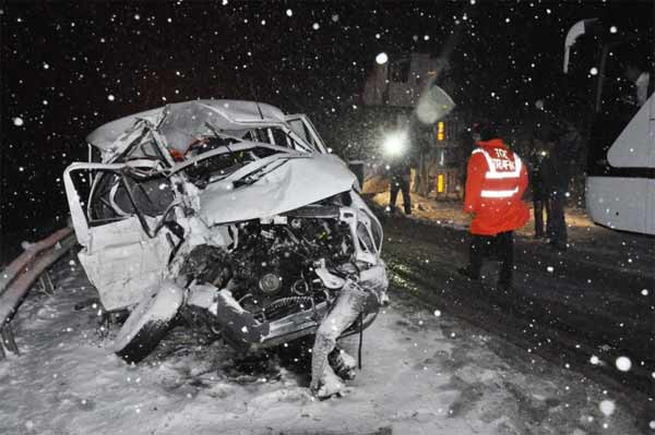 Siverek'te feci kaza: 4 ölü - Resim: 1