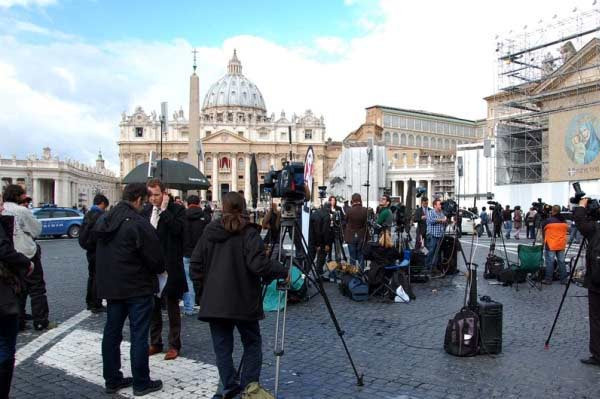 Papa'yı bu ihtişam içinde seçtiler - Resim: 2
