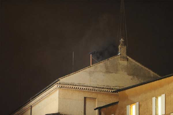 Papa'yı bu ihtişam içinde seçtiler - Resim: 4